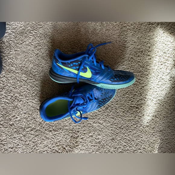 Kobe’s - Picture 4 of 7